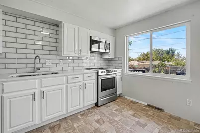 3241 Billings Street, Aurora, CO 80011 - Photo 7