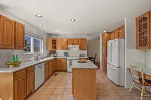 145 S Yarrow St, Lakewood, CO 80226 - Photo 13