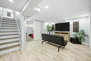1800 S Vrain St, Denver, CO 80219 - Photo 25