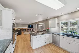 8631 E Otero Pl, Centennial, CO 80112 - Photo 13