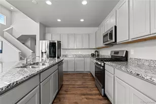 7013 S Uriah St, Aurora, CO 80016 - Photo 11