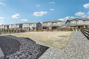 21929 E Stanford Cir, Aurora, CO 80015 - Photo 47