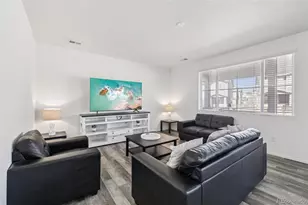 21929 E Stanford Cir, Aurora, CO 80015 - Photo 7