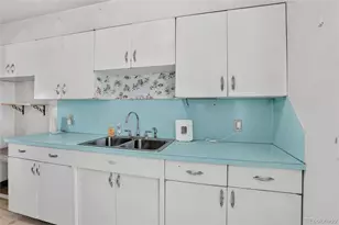 1133 Kingston St, Aurora, CO 80010 - Photo 7