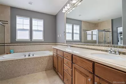 7963 S Valleyhead Way, Aurora, CO 80016 - Photo 21