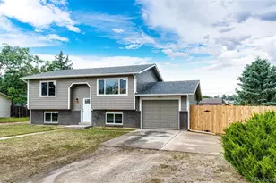 841 S Elbert St, Elizabeth, CO 80107 - Photo 3