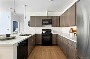 8475 E 36th Ave, Denver, CO 80238 - Photo 13