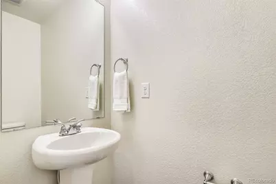 17956 E 103rd Avenue, Commerce City, CO 80022 - Photo 9