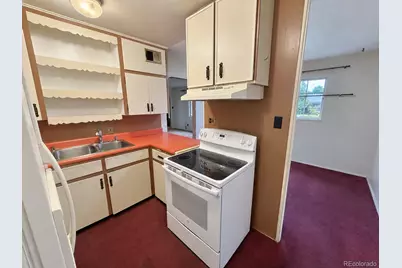 9211 Lillian Lane, Thornton, CO 80229 - Photo 7