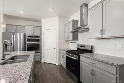 8902 Ferncrest Street, Longmont, CO 80504 - Photo 5