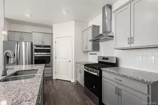 8902 Ferncrest St, Longmont, CO 80504 - Photo 5