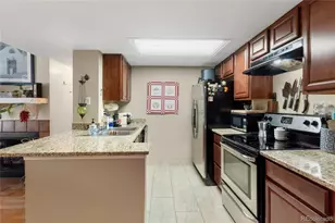 8321 S Upham Way, Littleton, CO 80128 - Photo 7