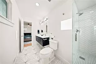 4860 E Harvard Ln, Denver, CO 80222 - Photo 19