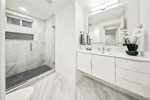 4860 E Harvard Ln, Denver, CO 80222 - Photo 31