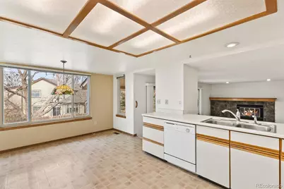 11303 E Warren Avenue, Aurora, CO 80014 - Photo 19