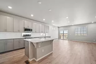 17598 E 103rd Dr, Commerce City, CO 80022 - Photo 9
