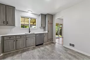 9944 Bruce Ln, Denver, CO 80260 - Photo 9