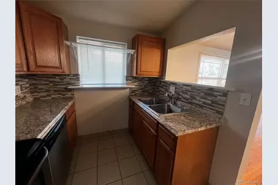 1932 Dallas Street, Aurora, CO 80010 - Photo 9