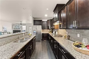 5509 Harbor Town Dr, Elizabeth, CO 80107 - Photo 15