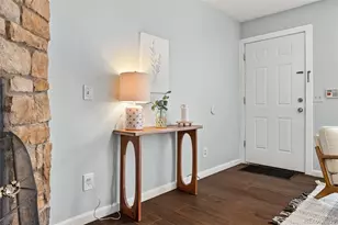 1653 S Blackhawk Way, Aurora, CO 80012 - Photo 5