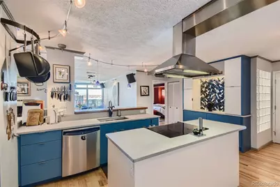 1777 Larimer Street #1908, Denver, CO 80202 - Photo 9