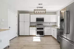 4780 Biscay St, Denver, CO 80249 - Photo 5
