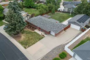 7862 S Vine St, Centennial, CO 80122 - Photo 35