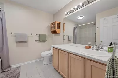 893 S Evanston Circle, Aurora, CO 80012 - Photo 19