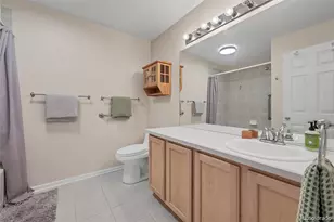 893 S Evanston Cir, Aurora, CO 80012 - Photo 19