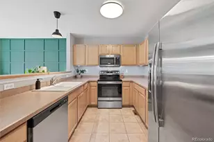 893 S Evanston Cir, Aurora, CO 80012 - Photo 9