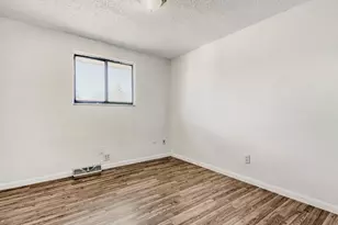 8041 Allison Pl, Arvada, CO 80005 - Photo 23