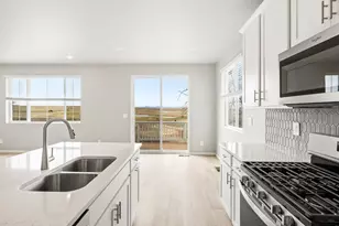 1957 S Coolidge Wy, Aurora, CO 80018 - Photo 5