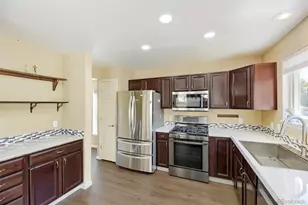 8274 S Ogden Cir, Littleton, CO 80122 - Photo 9