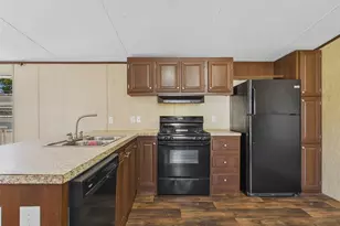 4210 E 100th Ave, Denver, CO 80229 - Photo 13