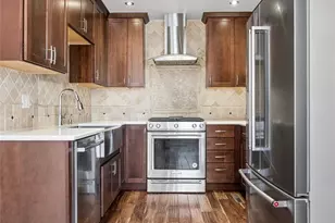 1655 S Syracuse St, Denver, CO 80231 - Photo 9