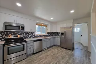 6554 Upham St, Arvada, CO 80003 - Photo 5