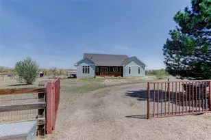 59956 E Commanche Way, Strasburg, CO 80136 - Photo 3