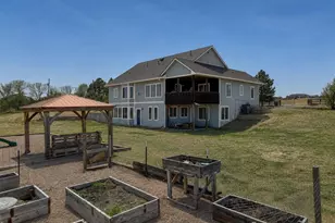 59956 E Commanche Way, Strasburg, CO 80136 - Photo 7