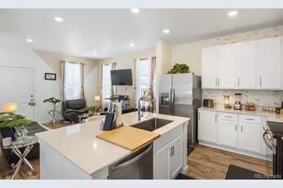525 Aspen Avenue, Bennett, CO 80102 - Photo 7