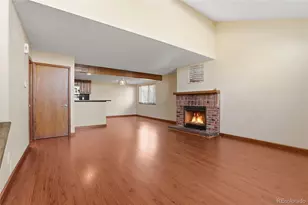 1722 S Richfield Way, Aurora, CO 80017 - Photo 5