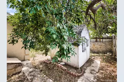 9629 E 19th Avenue, Aurora, CO 80010 - Photo 17