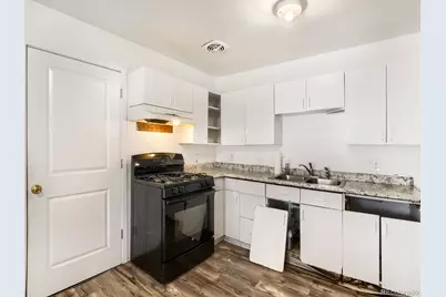9629 E 19th Avenue, Aurora, CO 80010 - Photo 7