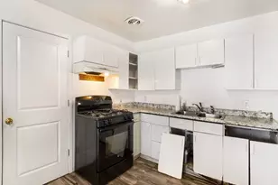 9629 E 19th Ave, Aurora, CO 80010 - Photo 7