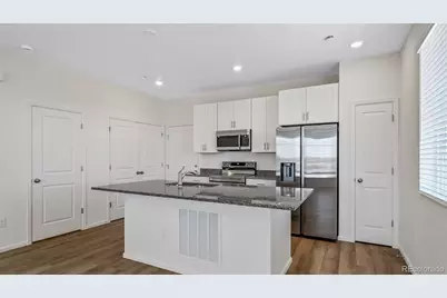 22401 E 46th Avenue, Aurora, CO 80019 - Photo 7