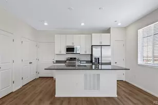 22401 E 46th Ave, Aurora, CO 80019 - Photo 5