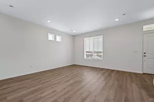 22401 E 46th Ave, Aurora, CO 80019 - Photo 9