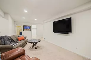 8505 E Temple Dr, Denver, CO 80237 - Photo 31