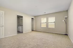 15827 Randolph Pl, Denver, CO 80239 - Photo 9