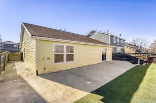 15827 Randolph Pl, Denver, CO 80239 - Photo 17