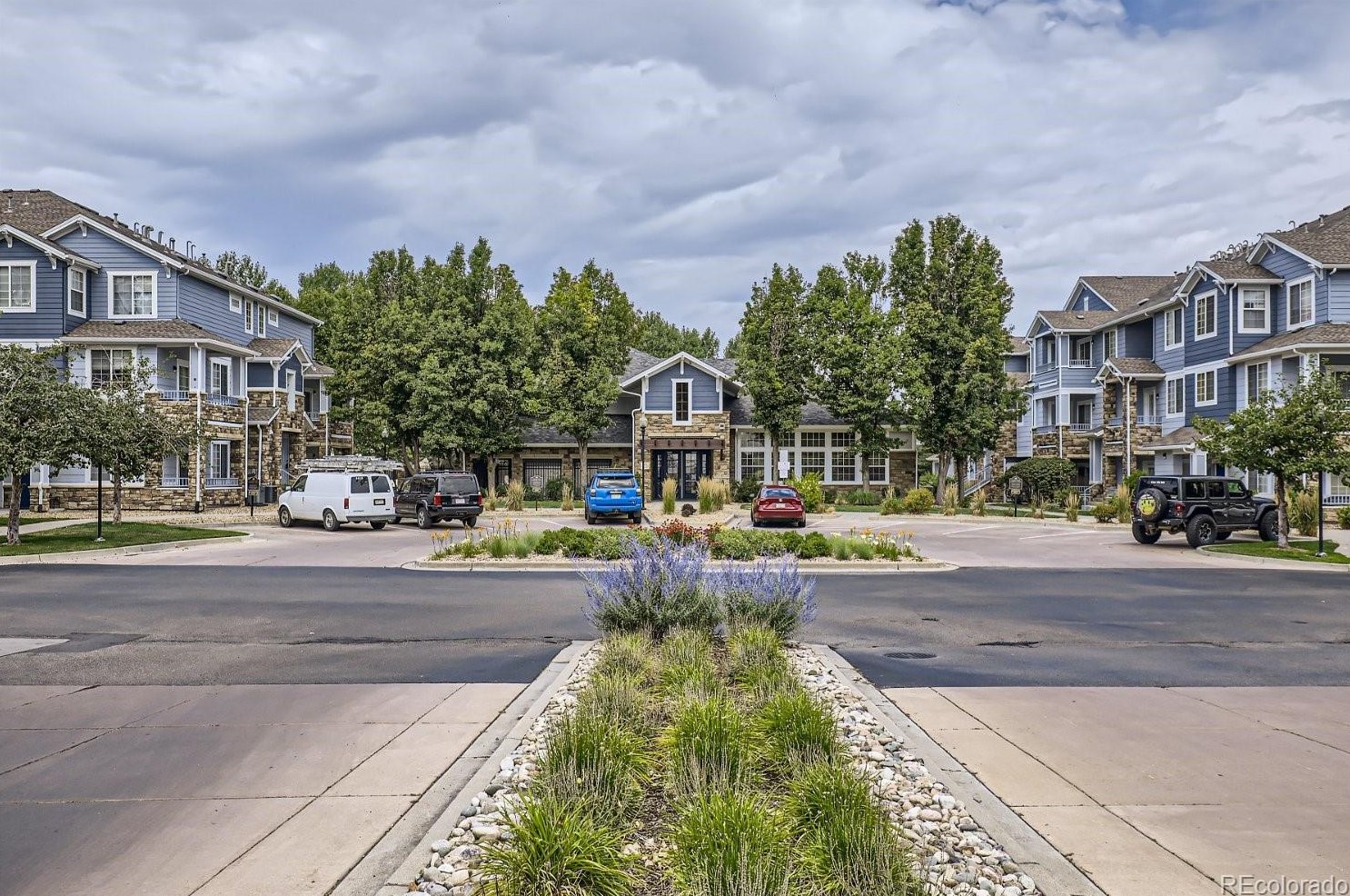 5255 Memphis St, Denver CO  80239-5223 exterior